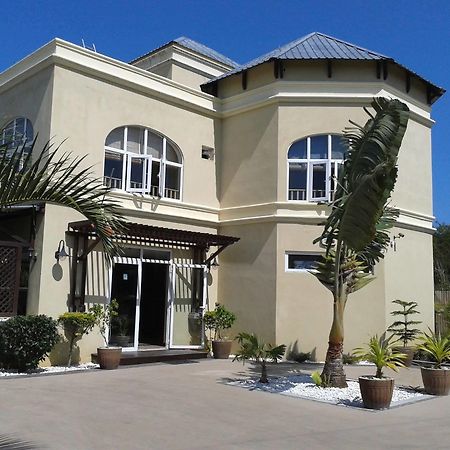 Villa Narmada Grand Baie Exterior foto